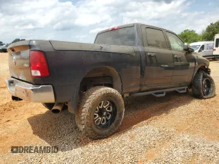 2015 Ram 2500 Tradesman z VIN 3C6UR5CL1FG667486, wystawiony jako Copart lot #57607355 z przebiegiem 43 716 mil mil oraz Szkoda całkowita • Salvage title. Historia ofert i sprzedaży dostępna na DreamBid. Obrazek 3.
