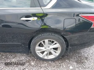 2014 Nissan Altima SV with VIN 1N4AL3AP6EC119885, listed as a IAAI auction lot 41865173 with 106,220 mi miles and . Bid and sale history available at DreamBid. Image 14.