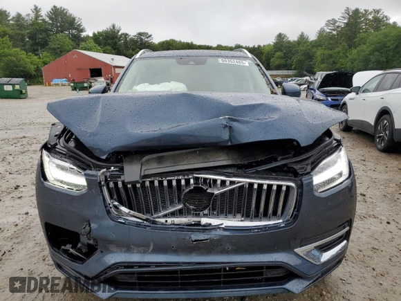 2021 Volvo XC90 Inscription z VIN YV4A22PL8M1754979, wystawiony jako Copart lot #60352465 z przebiegiem 92 967 mil mil oraz Szkoda całkowita • Salvage title. Historia ofert i sprzedaży dostępna na DreamBid. Obrazek 5.