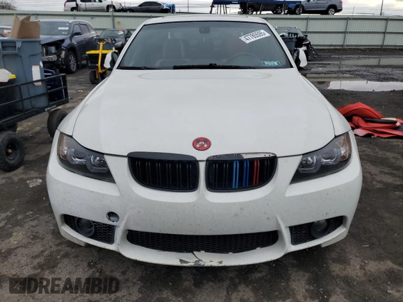 2006 BMW 3 Series 330i with VIN WBAVB33526KS32814, listed as a Copart auction lot 47785595 with 151,934 mi miles and Salvage Title. Bid and sale history available at DreamBid. Image 5.