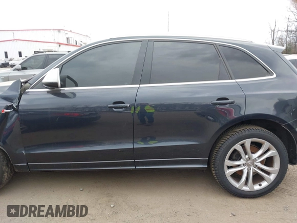 2014 Audi SQ5 Premium Plus с VIN WA1CGAFP4EA126084, выставлен на аукционе IAAI как лот 41678066 с пробегом 154 131 миль миль и . История ставок и продаж доступна на DreamBid. Изображение 14.