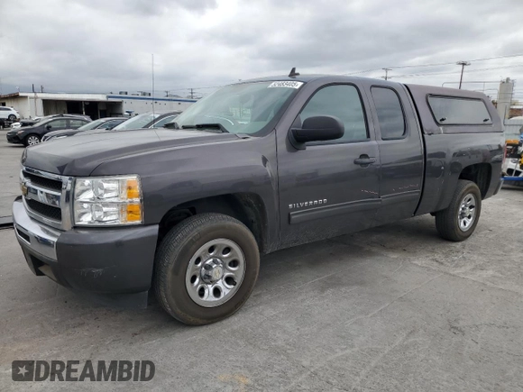 2010 Chevrolet Silverado 1500 LS with VIN 1GCSCREA3AZ120409, listed as a Copart auction lot 52483405 with 121,074 mi miles and Salvage Title. Bid and sale history available at carsss.com. Image 1.