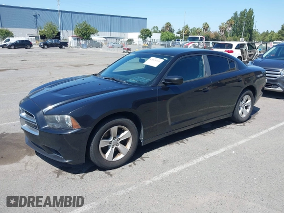 2011 Dodge Charger SE z VIN 2B3CL3CG8BH505475, wystawiony jako IAAI lot #42420156 z przebiegiem 111 791 mil mil oraz . Historia ofert i sprzedaży dostępna na DreamBid. Obrazek 2.