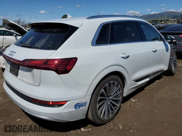 2019 Audi e-tron Prestige with VIN WA1VABGEXKB022962, listed as a Copart auction lot 46840743 with 22,368 mi miles. Bid and sale history available at carsss.com. Image 3.