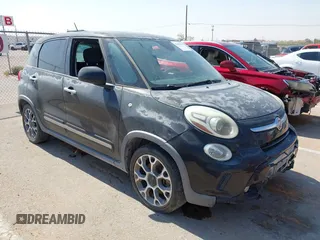 2014 FIAT 500L Trekking с VIN ZFBCFADH4EZ008836, выставлен на аукционе IAAI как лот 42305649 с пробегом 92 376 миль миль и . История ставок и продаж доступна на DreamBid. Изображение 1.