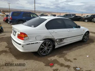 2005 BMW 3 Series 325i with VIN WBAEV33445KX10454, listed as a Copart auction lot 82350104 with 135,167 mi miles and Non repairable. Bid and sale history available at DreamBid. Image 3.