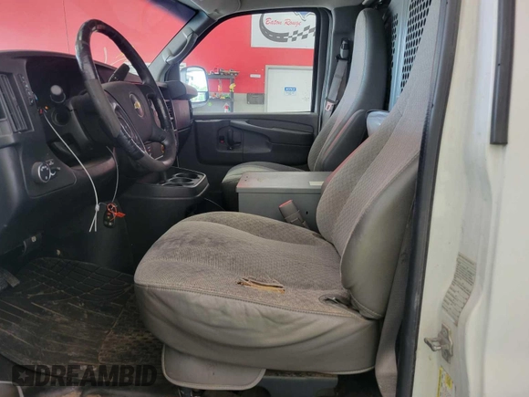 2013 Chevrolet Express Cargo with VIN 1GCWGFCA5D1141272, listed as a IAAI auction lot 42596142 with 262,421 mi miles and . Bid and sale history available at DreamBid. Image 17.