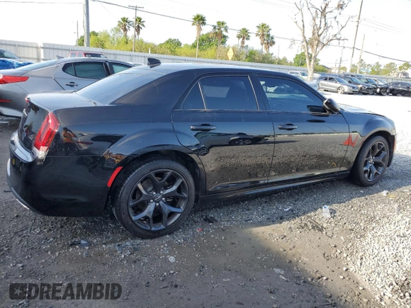 2022 Chrysler 300 Touring L with VIN 2C3CCADG9NH139553, listed as a Copart auction lot 50642475 with 55,895 mi miles and Salvage Title. Bid and sale history available at DreamBid. Image 3.