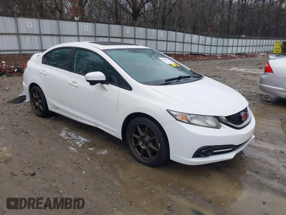 2015 Honda Civic Sedan Si with VIN 2HGFB6E58FH707610, listed as a IAAI auction lot 41420340 with 100,122 mi miles. Bid and sale history available at carsss.com. Image 1.