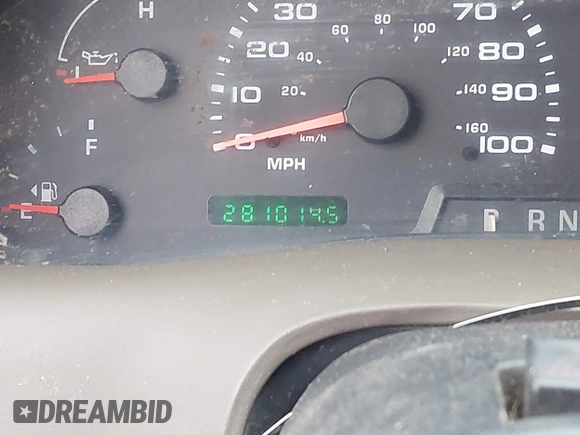 2003 Ford F-250 XL z VIN 1FTNW21L03EB30196, wystawiony jako IAAI lot #42399663 z przebiegiem 281 014 mil mil oraz . Historia ofert i sprzedaży dostępna na DreamBid. Obrazek 15.