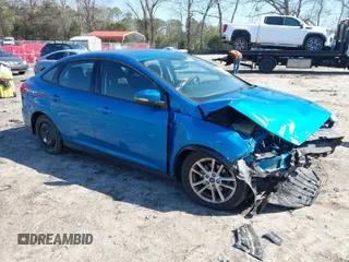 2015 Ford Focus SE with VIN 1FADP3F25FL200831, listed as a IAAI auction lot 41785206 with 141,139 mi miles. Bid and sale history available at carsss.com. Image 1.