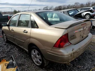 2001 Ford Focus ZTS with VIN 1FAFP38381W291194, listed as a Copart auction lot 43190085 with 131,339 mi miles and Salvage Title. Bid and sale history available at carsss.com. Image 2.