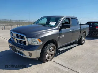2016 Ram 1500 Lone Star z VIN 1C6RR7LT9GS223087, wystawiony jako IAAI lot #41869097 z przebiegiem 123 612 mil mil oraz . Historia ofert i sprzedaży dostępna na DreamBid. Obrazek 2.