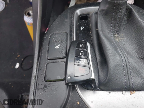 2013 Hyundai Santa Fe Sport z VIN 5XYZU3LAXDG064239, wystawiony jako IAAI lot #42296861 z przebiegiem 165 872 mil mil oraz . Historia ofert i sprzedaży dostępna na DreamBid. Obrazek 11.