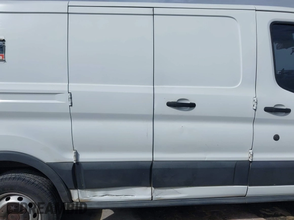 2017 Ford Transit with VIN 1FTYR1ZM9HKB14776, listed as a IAAI auction lot 41585224 with 134,416 mi miles and . Bid and sale history available at DreamBid. Image 6.