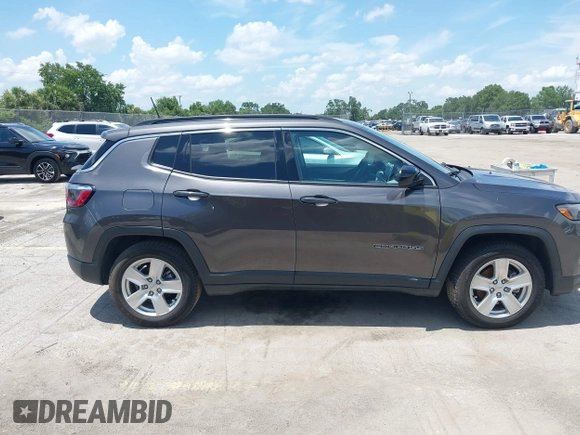 2022 Jeep Compass Latitude with VIN 3C4NJCBB4NT137245, listed as a IAAI auction lot 42356177 with 95,577 mi miles and . Bid and sale history available at DreamBid. Image 13.