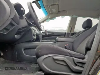 2018 Nissan Pathfinder S z VIN 5N1DR2MNXJC610928, wystawiony jako Copart lot #44451385 z przebiegiem 140 070 mil mil oraz Szkoda całkowita • Salvage title. Historia ofert i sprzedaży dostępna na DreamBid. Obrazek 7.