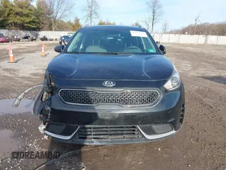 2018 Kia Niro LX with VIN KNDCB3LCXJ5158204, listed as a IAAI auction lot 41521783 with 69,290 mi miles. Bid and sale history available at carsss.com. Image 12.