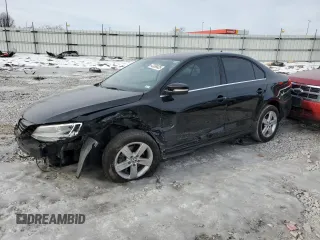 2013 Volkswagen Jetta TDI with VIN 3VWLL7AJ9DM420537, listed as a Copart auction lot 42338425 with 136,037 mi miles and Salvage title. Bid and sale history available at DreamBid. Image 1.