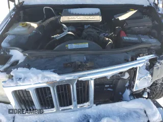 2010 Jeep Commander Sport with VIN 1J4RG4GK8AC131575, listed as a Copart auction lot 45287345 with 125,854 mi miles and Salvage title. Bid and sale history available at DreamBid. Image 12.