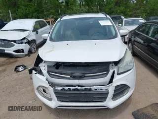 2014 Ford Escape SE с VIN 1FMCU9G95EUD67496, выставлен на аукционе IAAI как лот 42176620 с пробегом 145 573 миль миль и . История ставок и продаж доступна на DreamBid. Изображение 6.