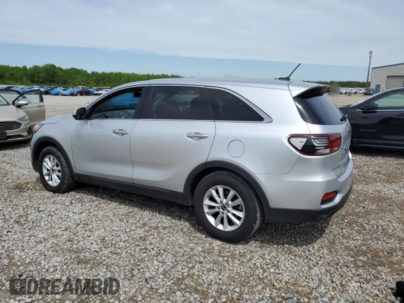 2020 Kia Sorento LX V6 with VIN 5XYPG4A5XLG629985, listed as a Copart auction lot 54002355 with 113,442 mi miles and Clean Title. Bid and sale history available at carsss.com. Image 2.