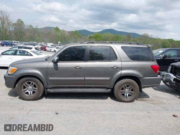 2007 Toyota Sequoia Limited with VIN 5TDBT48A57S292630, listed as a IAAI auction lot 42123231 with 245,692 mi miles and . Bid and sale history available at DreamBid. Image 14.