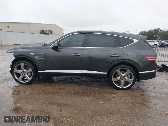 2024 Genesis GV80 with VIN KMUHCESC9RU161139, listed as a IAAI auction lot 41549627 with 31,025 mi miles and . Bid and sale history available at DreamBid. Image 15.