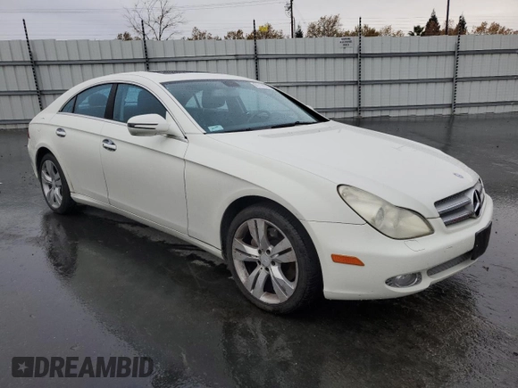 2009 Mercedes-Benz CLS-Class 5.5L with VIN WDDDJ72X59A144223, listed as a Copart auction lot 81114174 with 164,096 mi miles and Salvage Title. Bid and sale history available at carsss.com. Image 4.