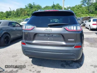 2019 Jeep Cherokee Latitude Plus z VIN 1C4PJLLB5KD184826, wystawiony jako IAAI lot #42321549 z przebiegiem 211 830 mil mil oraz . Historia ofert i sprzedaży dostępna na DreamBid. Obrazek 16.