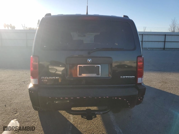 2011 Dodge Nitro Heat with VIN 1D4PU4GX2BW565964, listed as a Copart auction lot 88368995 with 129,160 mi miles and Salvage Title. Bid and sale history available at carsss.com. Image 6.