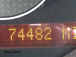 2007 Saturn Aura XR z VIN 1G8ZV57727F202459, wystawiony jako IAAI lot #42036426 z przebiegiem 74 482 mil mil oraz . Historia ofert i sprzedaży dostępna na DreamBid. Obrazek 7.