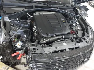 2025 Land Rover Range Rover Velar S with VIN SALYJ2EX4SA811596, listed as a IAAI auction lot 42052565 with 645 mi miles and . Bid and sale history available at DreamBid. Image 10.