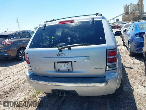 2005 Jeep Grand Cherokee Limited with VIN 1J4HR58N55C561719, listed as a IAAI auction lot 42648942 with 70,106 mi miles and . Bid and sale history available at DreamBid. Image 15.