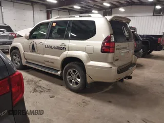2009 Lexus GX 470 with VIN JTJBT20X690177929, listed as a IAAI auction lot 42006100 with 271,850 mi miles and . Bid and sale history available at carsss.com. Image 3.