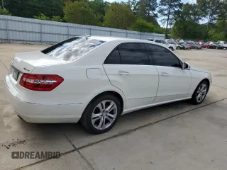 2010 Mercedes-Benz E 350 Luxury z VIN WDDHF8HB3AA147100, wystawiony jako Copart lot #55555295 z przebiegiem 165 873 mil mil oraz Szkoda całkowita • Salvage title. Historia ofert i sprzedaży dostępna na DreamBid. Obrazek 3.
