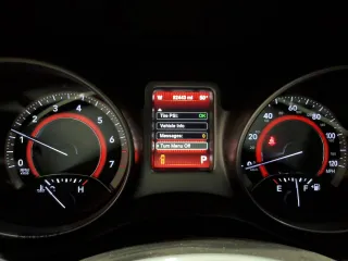 2016 Dodge Journey Crossroad Plus z VIN 3C4PDDGG3GT109093, wystawiony jako Copart lot #45142155 z przebiegiem 82 443 mil mil oraz Szkoda całkowita • Salvage title. Historia ofert i sprzedaży dostępna na DreamBid. Obrazek 9.