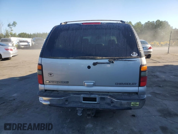 2004 Chevrolet Suburban LT with VIN 3GNEC16ZX4G198345, listed as a Copart auction lot 55754274 with 255,932 mi miles and Clean Title. Bid and sale history available at carsss.com. Image 6.