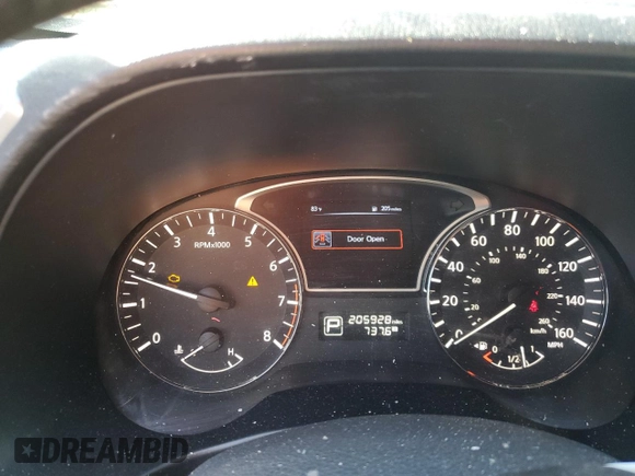 2015 Nissan Pathfinder SV with VIN 5N1AR2MN9FC603138, listed as a Copart auction lot 80979204 with 205,928 mi miles and Salvage title. Bid and sale history available at DreamBid. Image 9.