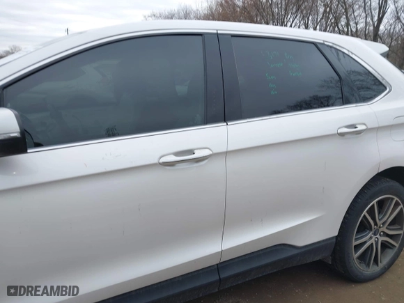 2019 Ford Edge Titanium with VIN 2FMPK3K96KBB68132, listed as a IAAI auction lot 41742275 with 91,339 mi miles. Bid and sale history available at carsss.com. Image 15.