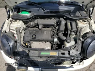 2008 MINI Hardtop with VIN WMWMF33528TT64260, listed as a Copart auction lot 52642935 with 82,502 mi miles and Salvage Title. Bid and sale history available at DreamBid. Image 12.