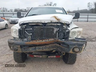 2007 Dodge Ram 2500 SLT with VIN 1D7KS28C97J569114, listed as a IAAI auction lot 41763621 with 363,860 mi miles. Bid and sale history available at carsss.com. Image 6.