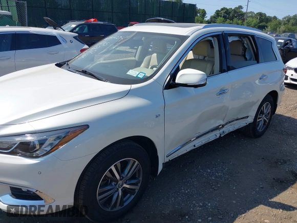 2020 Infiniti QX60 Signature Edition с VIN 5N1DL0MM2LC531608, выставлен на аукционе IAAI как лот 40247204 с пробегом 67 655 миль миль и . История ставок и продаж доступна на DreamBid. Изображение 6.