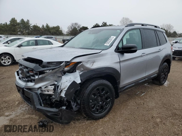 2023 Honda Passport TrailSport with VIN 5FNYF8H64PB044233, listed as a Copart auction lot 53522015 with 10,458 mi miles and Salvage title. Bid and sale history available at DreamBid. Image 1.