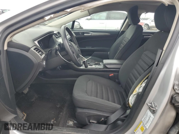 2018 Ford Fusion SE с VIN 3FA6P0HDXJR130582, выставлен на аукционе Copart как лот 53169815 с пробегом 137 512 миль миль и Списание • Salvage title. История ставок и продаж доступна на DreamBid. Изображение 7.