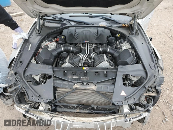 2015 BMW M6 z VIN WBS6C9C55FD467907, wystawiony jako Copart lot #72682374 z przebiegiem 25 841 mil mil oraz Szkoda całkowita • Salvage title. Historia ofert i sprzedaży dostępna na DreamBid. Obrazek 11.