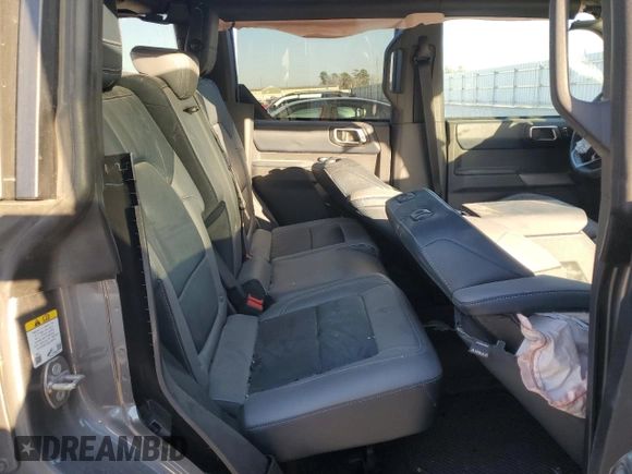 2021 Ford Bronco с VIN 1FMEE5DP7MLB03461, выставлен на аукционе Copart как лот 38855184 с пробегом 6 684 миль миль и Списание • Salvage title. История ставок и продаж доступна на DreamBid. Изображение 10.