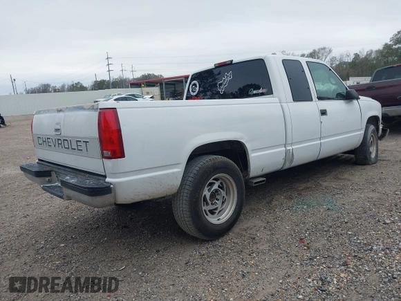 1998 Chevrolet Silverado 1500 with VIN 2GCEC19M2W1244285, listed as a IAAI auction lot 41286327 with 286,391 mi miles and . Bid and sale history available at DreamBid. Image 4.