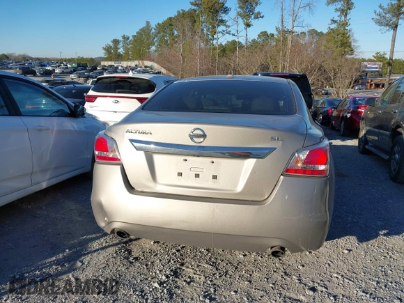2015 Nissan Altima SL with VIN 1N4AL3AP9FN405848, listed as a IAAI auction lot 41304427 with 173,121 mi miles and . Bid and sale history available at DreamBid. Image 16.