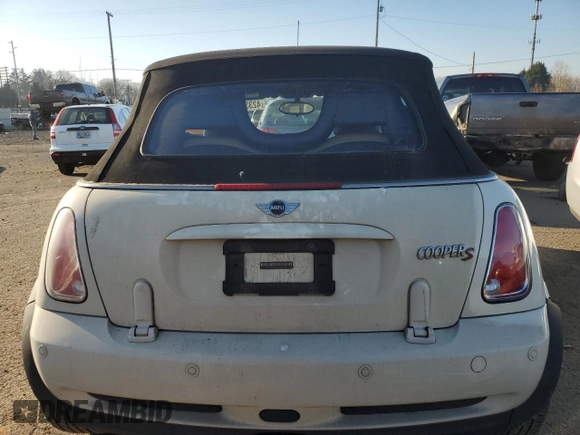 2008 MINI Convertible S with VIN WMWRH33598TU81236, listed as a Copart auction lot 42332895 with 140,607 mi miles and Salvage title. Bid and sale history available at DreamBid. Image 6.